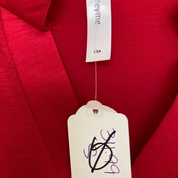 Red 3/4 Sleeve Tunic with Mandarin Collar. - Picture 3 of 4